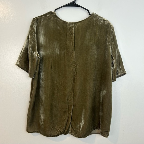 Vince Velvet Tee in Ragweed (Green/Grey) Silk Blend Short Sleeve Size Medium - Picture 8 of 13